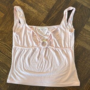 Victoire Boutique Soft Pink O-Ring Keyhole Tank Top